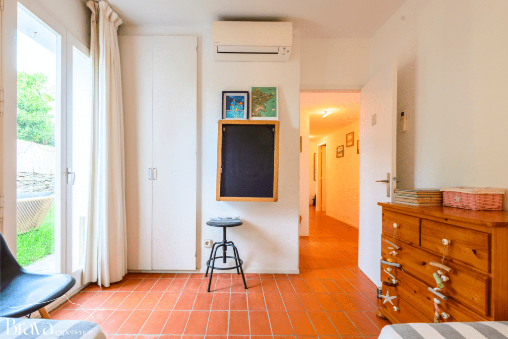 2a habitació passadis